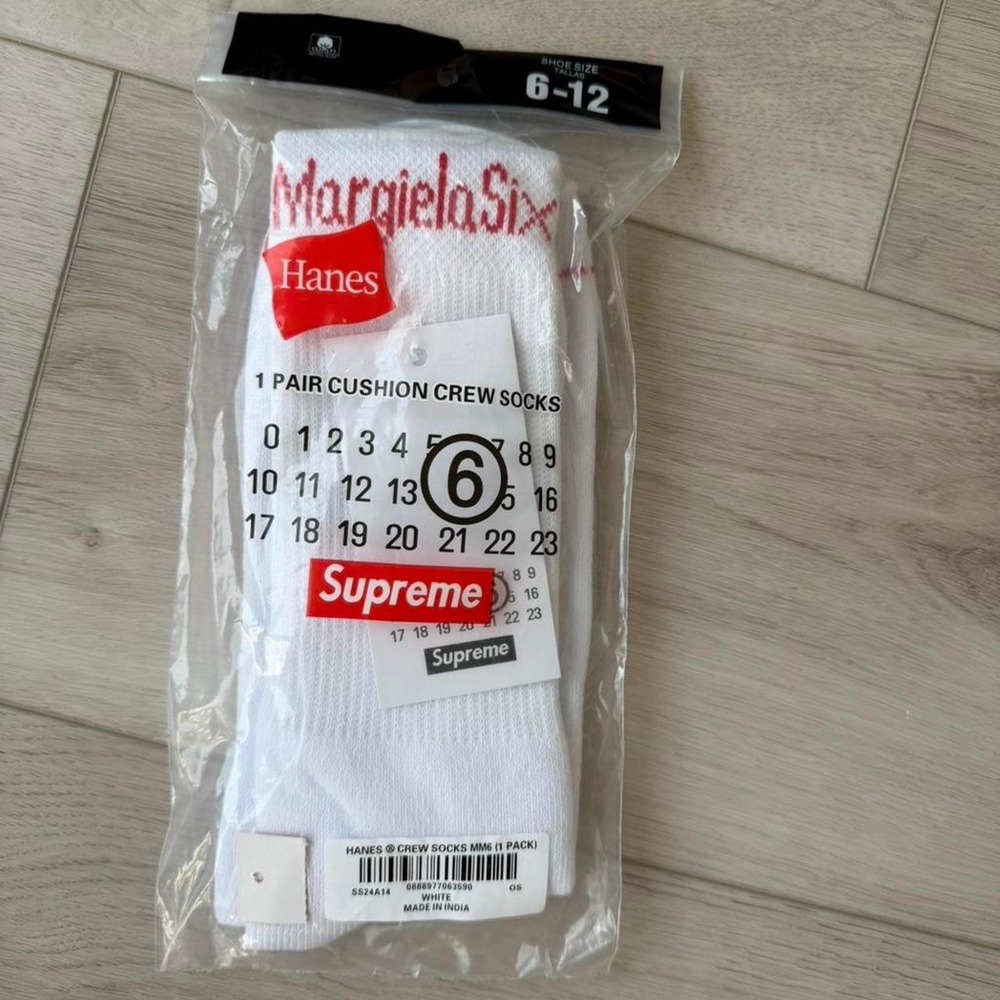 Supreme x Maison Margiela MM6 Maison Margiela Hanes Crew Socks – White | New - Picture 2 of 4